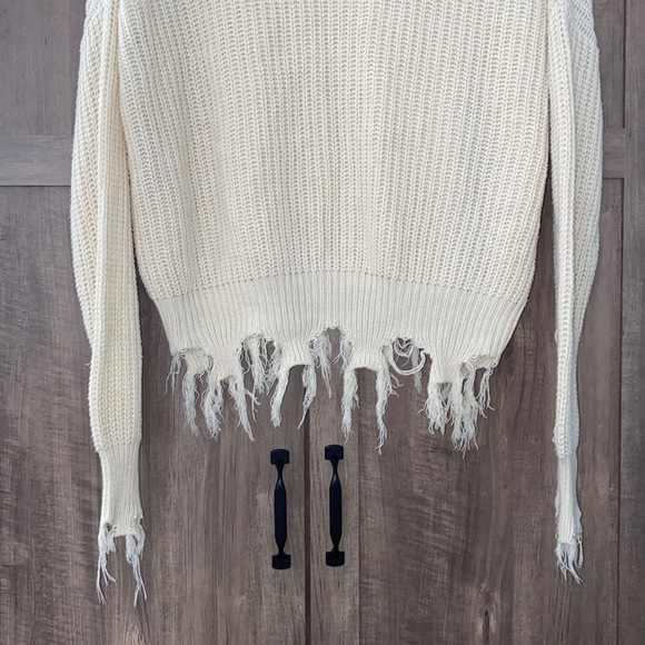 DAYTRIP Cotton Blend Distressed Trim Sweater Women’s Size Small - Picture 11 of 15